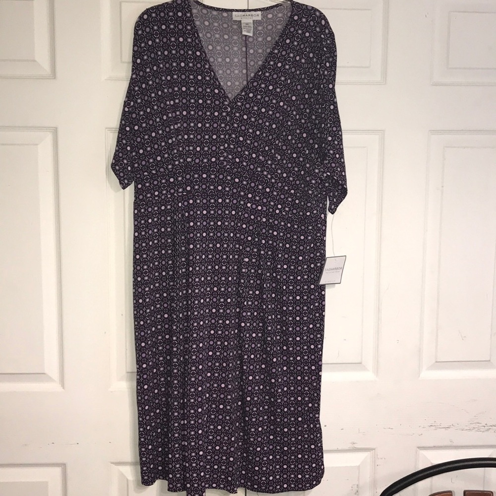 NWT Women’s Stretch Dress